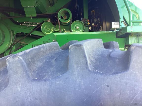 2020 John Deere S780 Combine