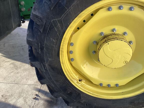 2022 John Deere 6175R Tractor