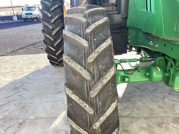 2022 John Deere 6175R Tractor