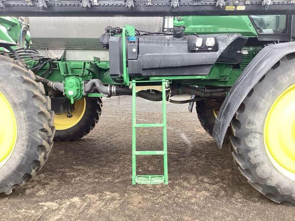 2023 John Deere 612R Sprayer/High Clearance