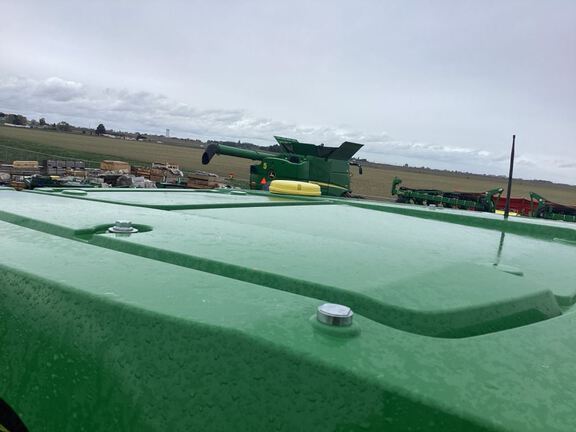 2023 John Deere 612R Sprayer/High Clearance