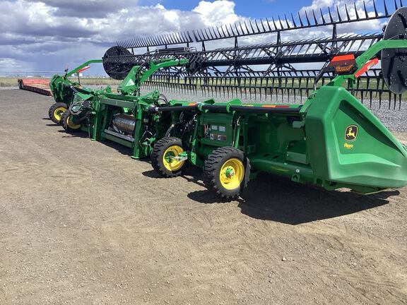 2023 John Deere HD35R Header Combine