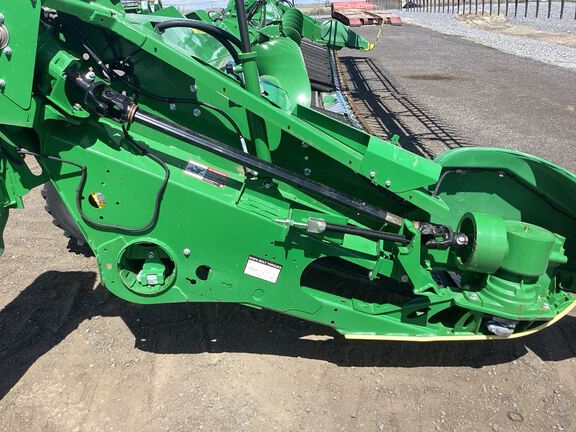 2023 John Deere HD35R Header Combine