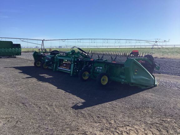 2023 John Deere HD35R Header Combine