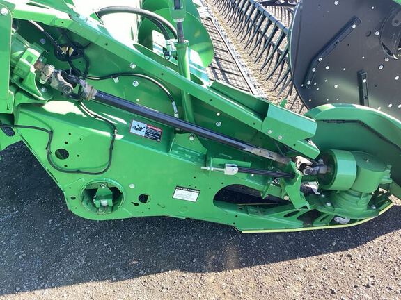 2023 John Deere HD35R Header Combine