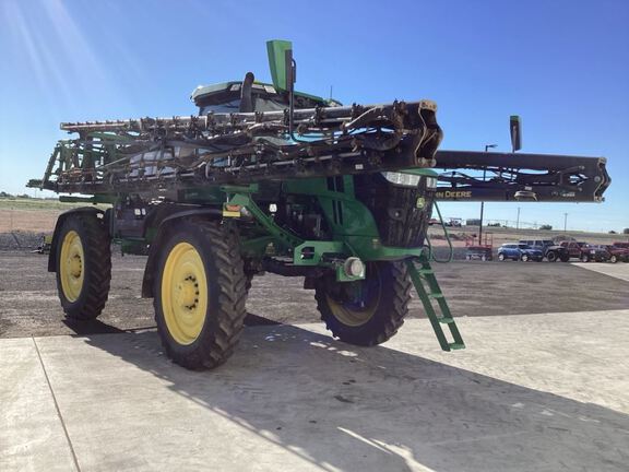 2023 John Deere 612R Sprayer/High Clearance