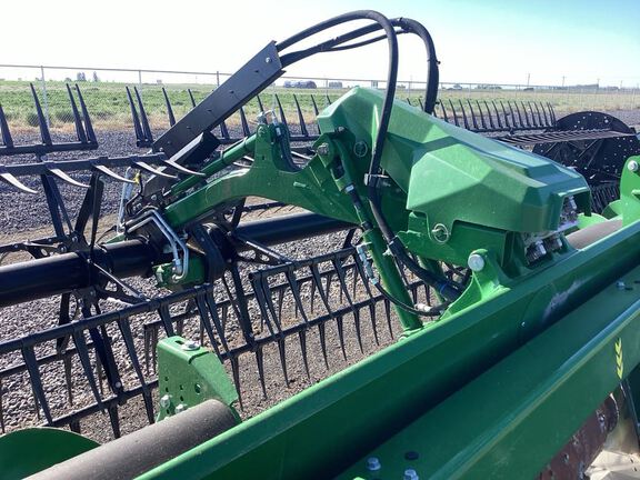 2023 John Deere HD35R Header Combine