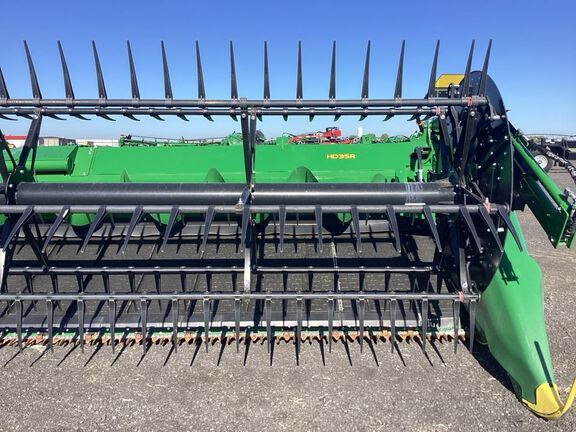 2023 John Deere HD35R Header Combine