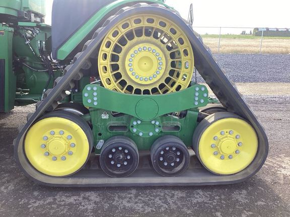 2023 John Deere 9RX 590 Tractor Rubber Track