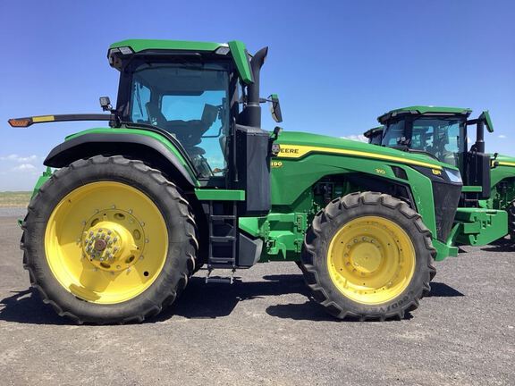 2022 John Deere 8R 310 Tractor