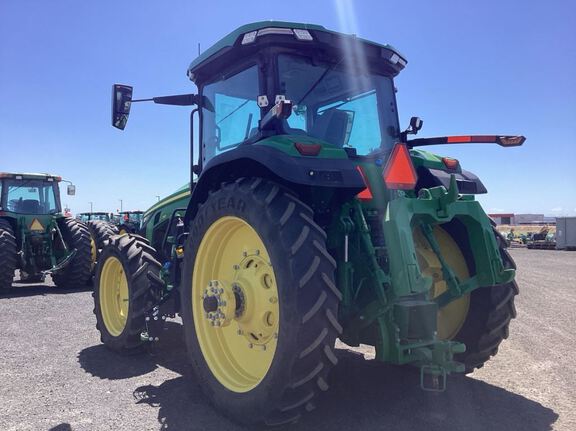 2022 John Deere 8R 310 Tractor