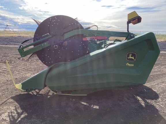 2022 John Deere HD35R Header Combine