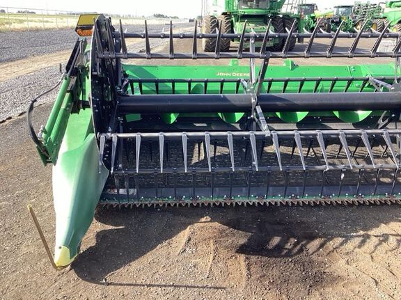 2022 John Deere HD35R Header Combine