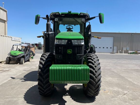 2023 John Deere 7R 230 Tractor