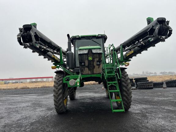 2024 John Deere 616R Sprayer/High Clearance