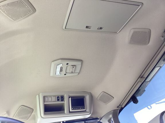 2024 John Deere 616R Sprayer/High Clearance