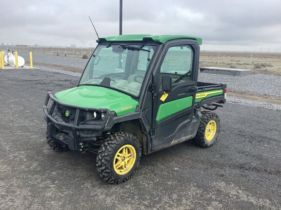 2021 John Deere XUV835R ATV