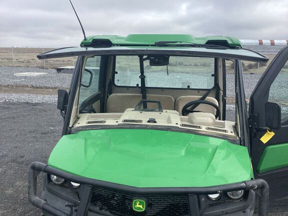 2021 John Deere XUV835R ATV