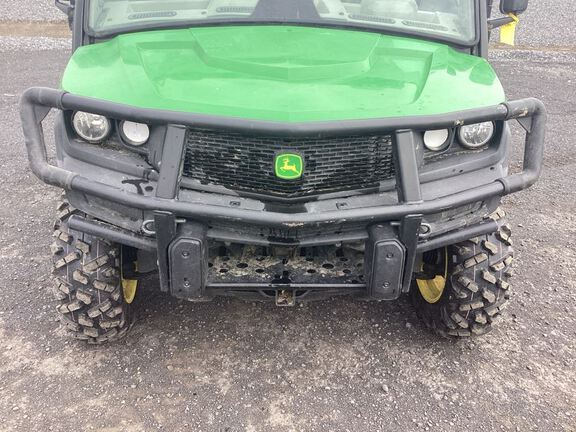 2021 John Deere XUV835R ATV