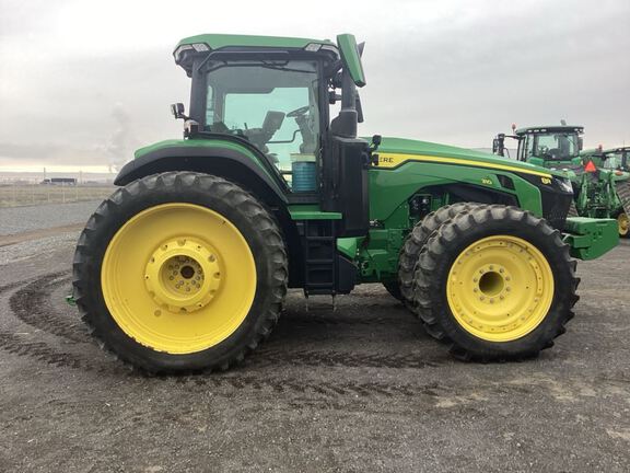 2021 John Deere 8R 310 Tractor