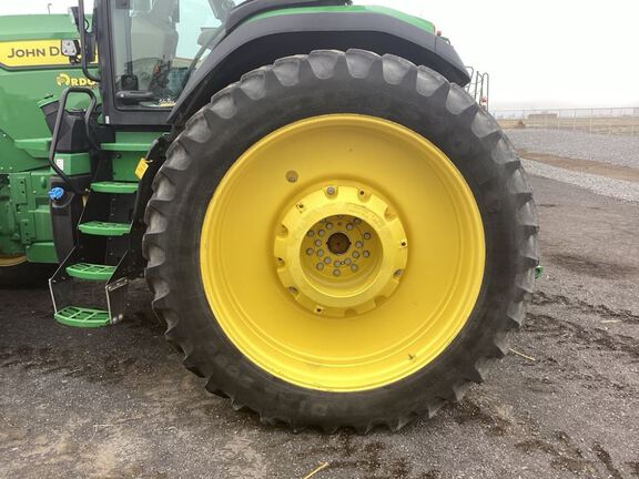 2021 John Deere 8R 310 Tractor