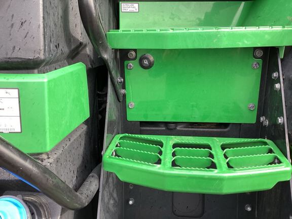 2023 John Deere 8R 310 Tractor