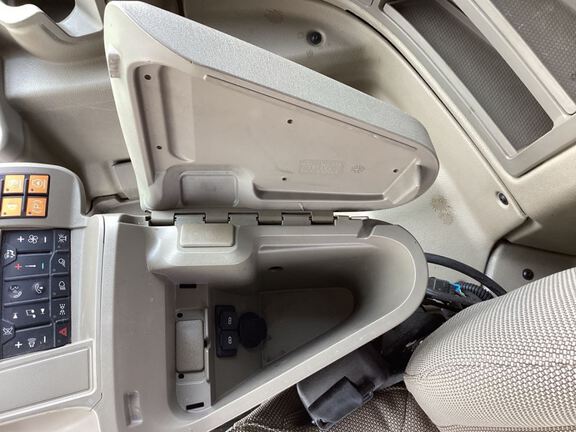 2023 John Deere W260R Windrower