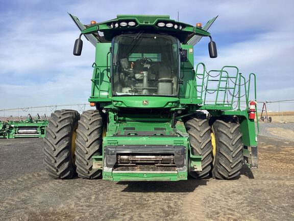 2018 John Deere S780 Combine