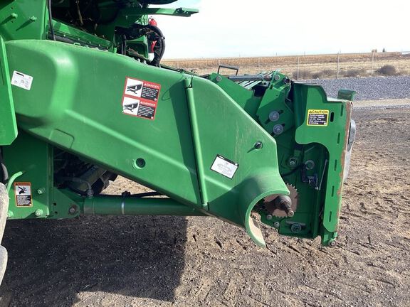 2018 John Deere S780 Combine