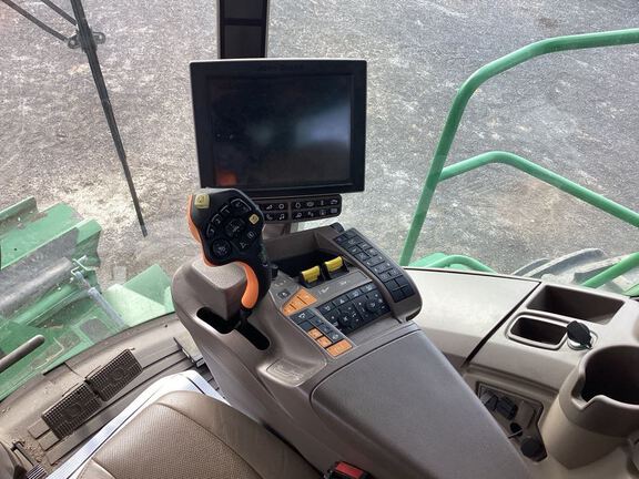 2018 John Deere S780 Combine