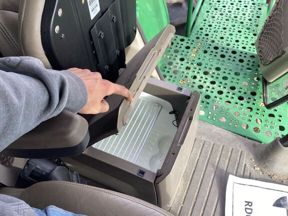 2018 John Deere S780 Combine