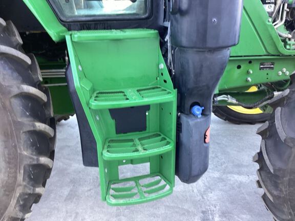 2022 John Deere 6120R Tractor