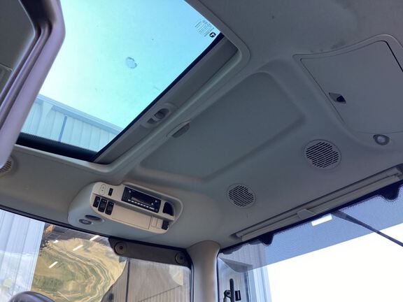 2022 John Deere 6120R Tractor