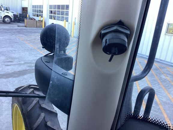 2022 John Deere 6120R Tractor