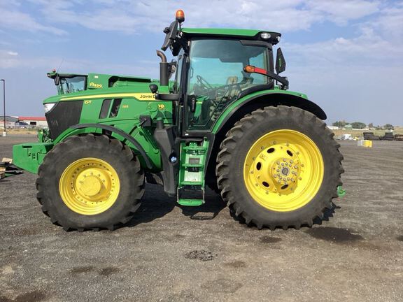 2023 John Deere 6R 195 Tractor