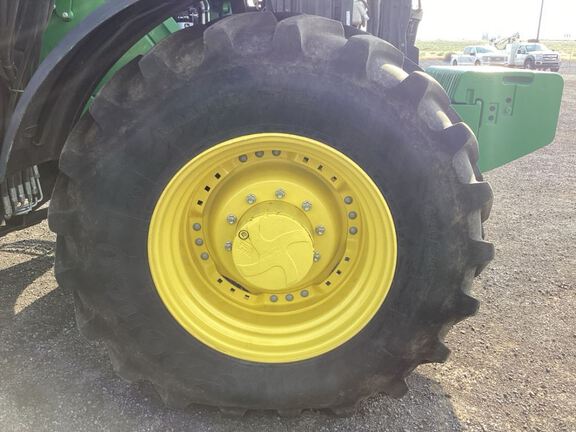 2023 John Deere 6R 195 Tractor