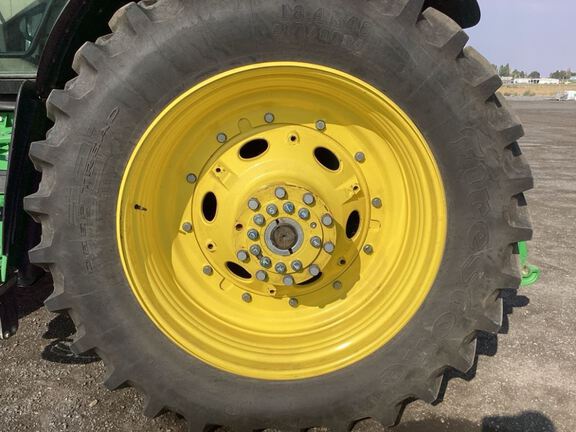 2023 John Deere 6R 195 Tractor