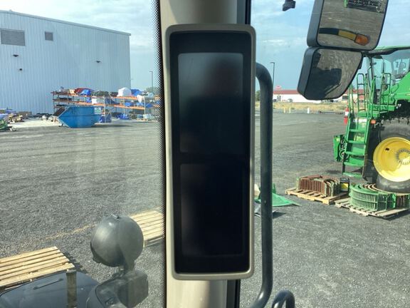 2023 John Deere 6R 195 Tractor