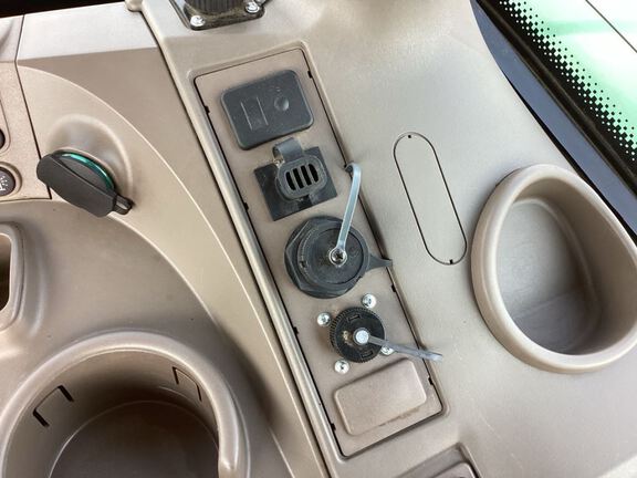 2023 John Deere 6R 195 Tractor