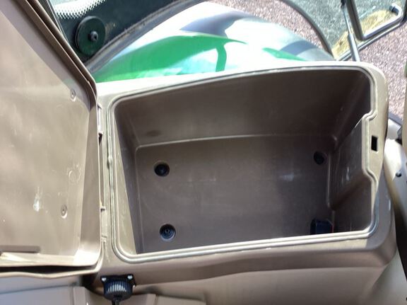 2023 John Deere 6R 195 Tractor