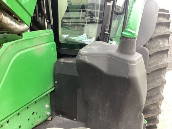 2023 John Deere 6R 215 Tractor