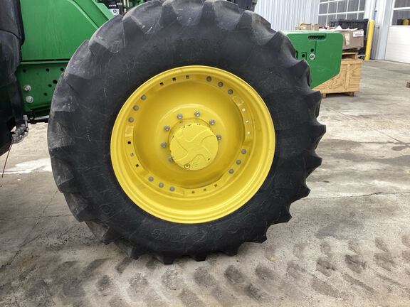 2023 John Deere 6R 215 Tractor