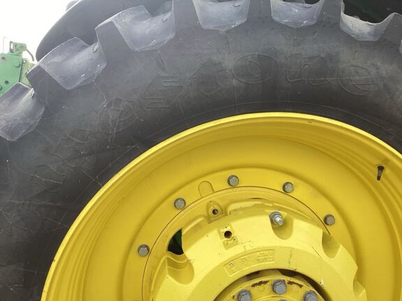 2023 John Deere 6R 215 Tractor