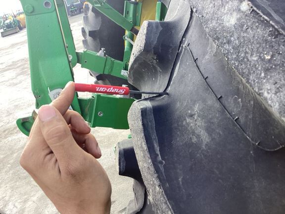 2023 John Deere 6R 215 Tractor