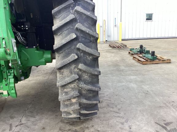 2023 John Deere 6R 215 Tractor