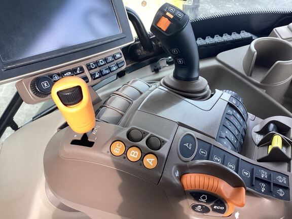 2023 John Deere 6R 215 Tractor