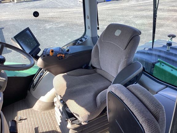 2019 John Deere 9520RX Tractor Rubber Track