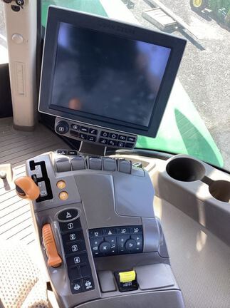 2019 John Deere 9520RX Tractor Rubber Track