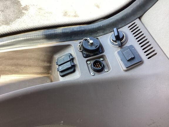 2019 John Deere 9520RX Tractor Rubber Track