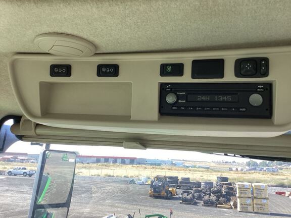 2019 John Deere 9520RX Tractor Rubber Track